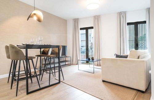 Comfortable apartment near the center by REMS - Photo 1