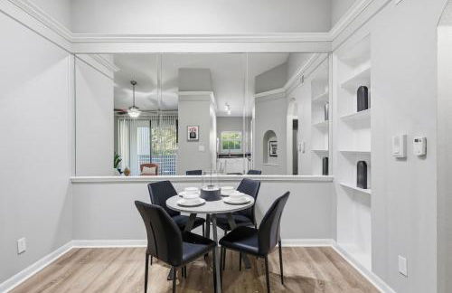 Stylish 1BR Suite with All the Comforts of Home - Photo 20