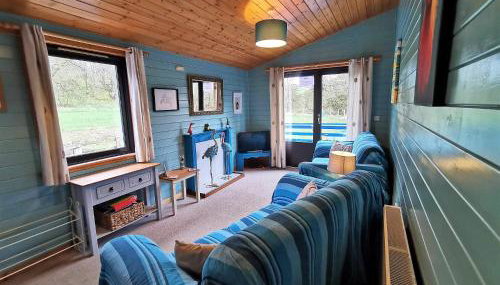 Glen Bay - 2 Bed Lodge on Friendly Farm Stay with Private Hot Tub - Foto 5