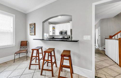 The Spyglass a 5 bed 3 bath house that sleeps 14 and just 67 steps from the beach - Foto 36