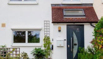 Pass the Keys 49 Byron Square Modern and Spacious 3 Bed Home with Free Parking - Foto 4, Other