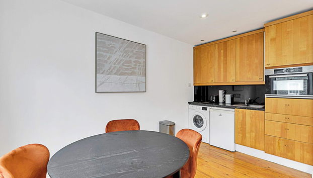 One-bedroom Abode With A Balcony In Central London - Foto 4, Cocina privada