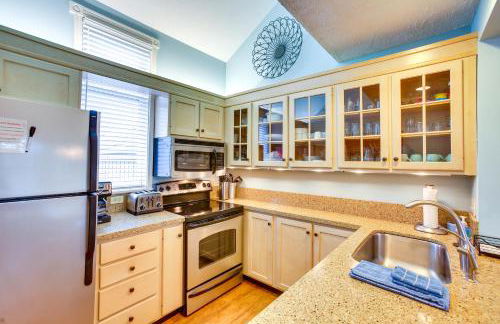 Glen Arbor Vacation Rental with Views of Lake! - Foto 9