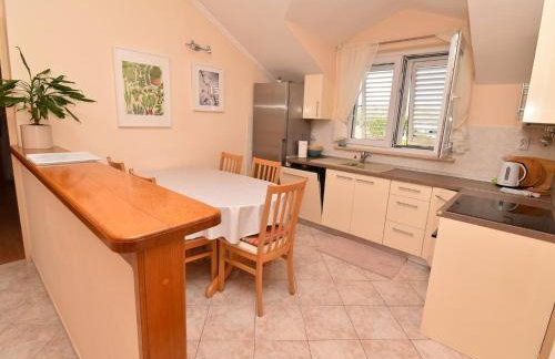2 bedroom apartment with garden - Foto 5