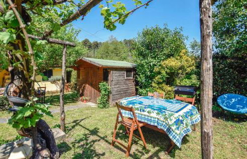 2 Bedroom Amazing Home In Massarosa - Foto 12