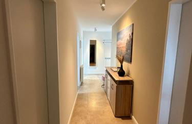 Helle, großzügige Ferienwohnung für 2 - 3 Personen mit Parkplatz + E-Ladestation in Buchholz, Nordheide - Foto 16