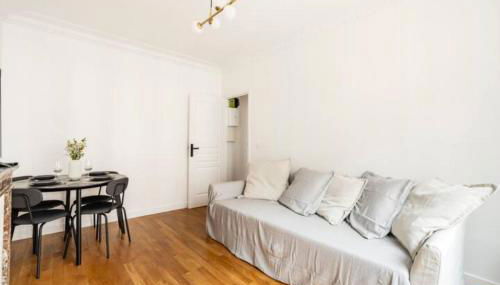 The Square, Paris-Asnières, Private Apartment with Bedroom and Living Room - Foto 3
