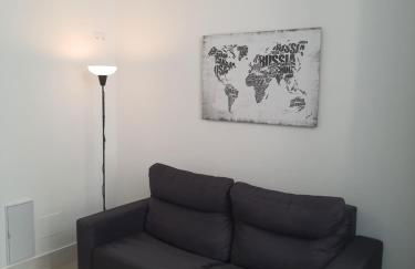 PISO ESTUPENDO a 3 min de la ESTACION DE TREN AVE y BUS - Photo 8