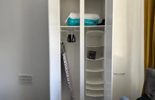 Central 3BR Home - Huddersfield Serviced Accomodation - Walk to Station & Town - Business Travellers - Families - Students - Photo 26