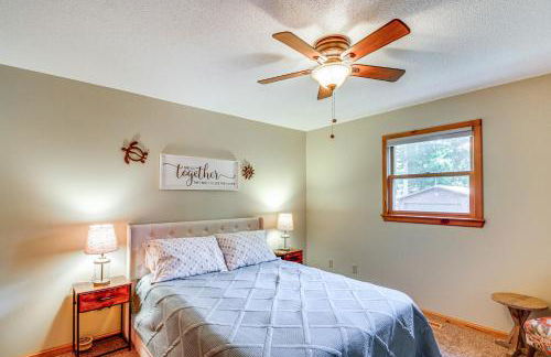 Beach and Lake Access Brainerd Townhome - Foto 10