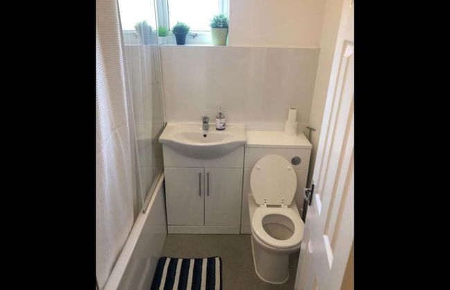 Small Modern Comfortable 2 Bedroom Apartment - Cmyr - Foto 20