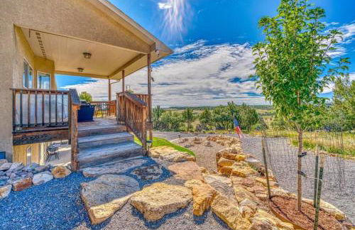 Hillside Haven Hot Tub & Stunning Mountain View - Foto 15