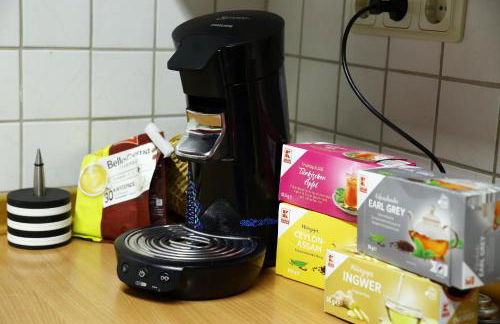 BAT Home Solutions Trier-Euren - alles was ein Hotel nicht bietet - 35 qm Ferienwohnung, Heimkino, Wallbox, Küche für 4 Personen - Foto 2