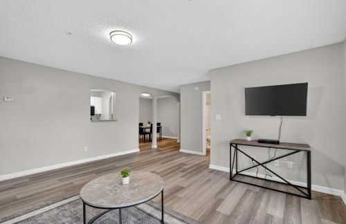 Comfy stay with patio and laundry near Atlanta - Foto 10