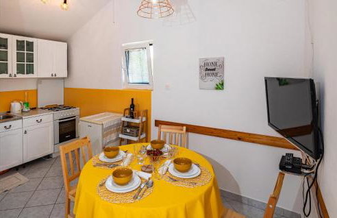 2 Bedroom Nice Home In Molat - Photo 4