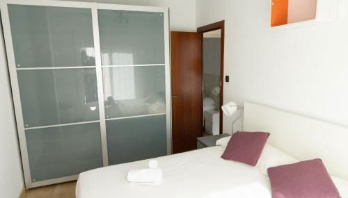 Precioso Atico Vistas Montjuic - Photo 3, wardrobe