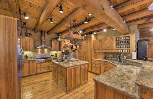 Serenity on the River Luxe Lewisburg Cabin! - Foto 6