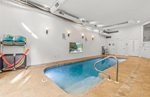 5 bdrm - Heated Indoor Pool - Roof Top Deck - Foto 57