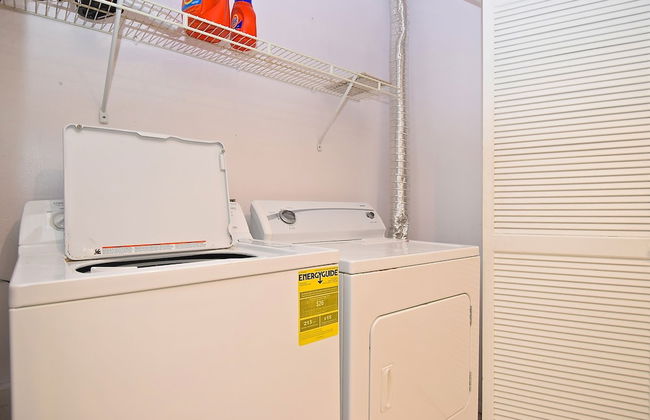 Crescent Street by VTrips - Photo 22