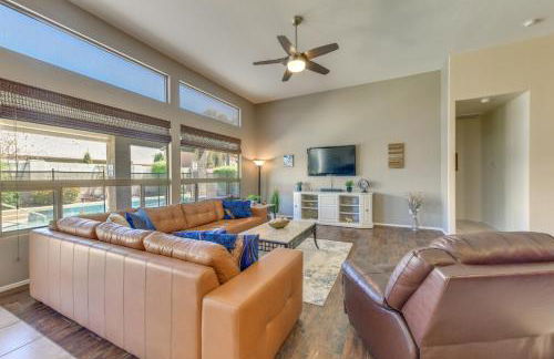 Relax Poolside in Mesa Family Home 12 Mi to Dtwn - Foto 5