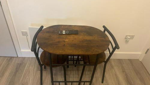 Cosy studio flat in Teddington - Foto 2