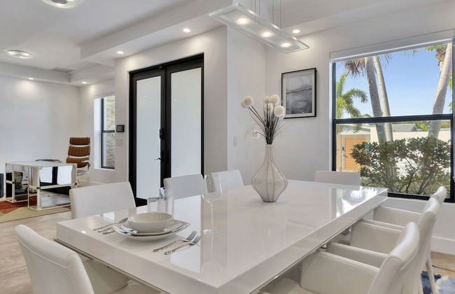 Lynora's Luxe Estate Modern Design - Foto 26