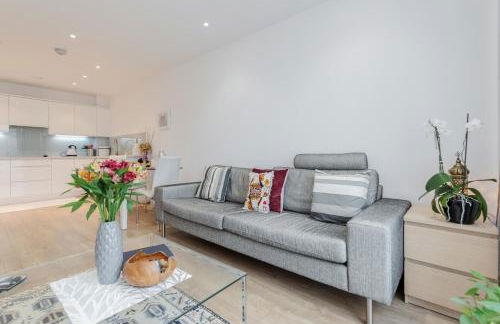 1 Bedroom Flat Near Balham Underground And National Rail Station - Photo 1