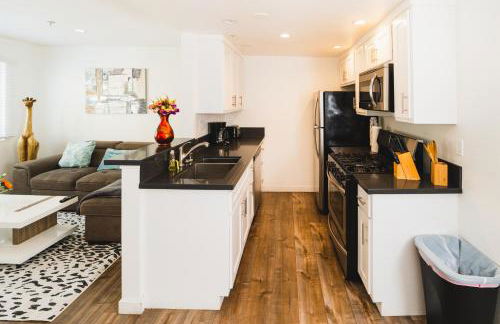 Stylish One Bedroom in Hollywood Koreatown Area with Parking - Foto 9