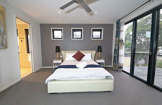 Luxury 7BRM Lakeside BigHouse Point Cook - Foto 10