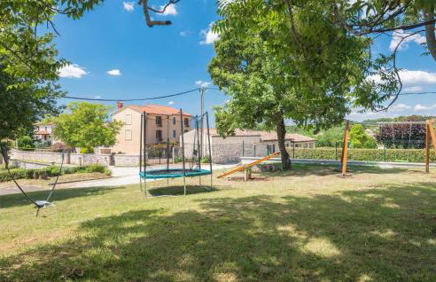 Cozy Home In Tinjan With Wifi - Foto 25