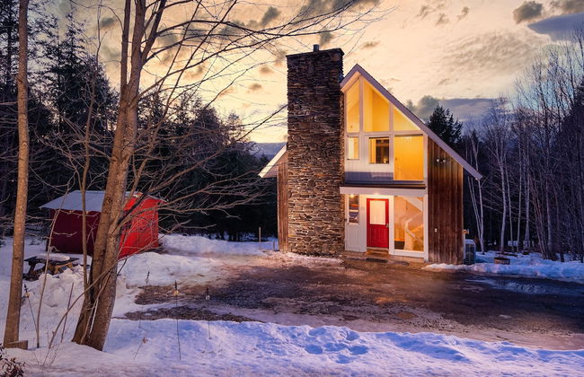 Classic Stowe Ski 3 Bedroom Chalet by RedAwning - Photo 36