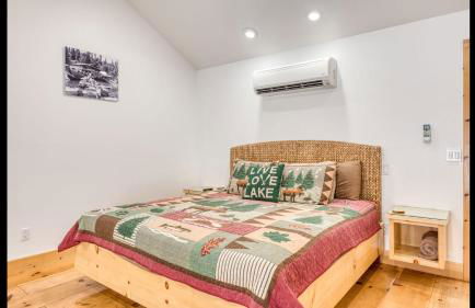 #2 Cottage Like Suite With Private Hot Tub - Photo 12