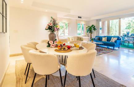 VACATION MARBELLA l Golden Mile Oasis l Family friendly l Next to the beach and Puente Romano l 24-7 Security - Foto 32