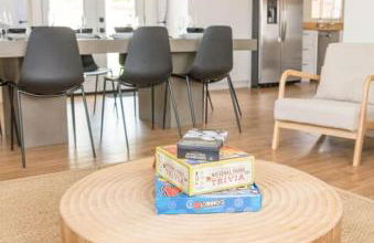 Newly Remodeled Family Friendly Home - Foto 33