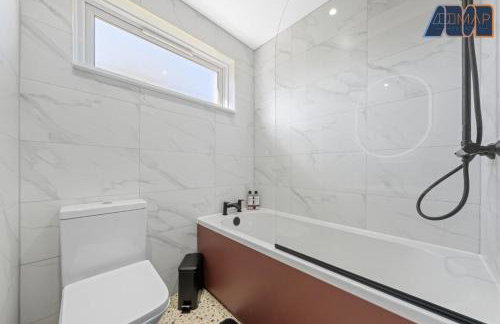 2 Bed Sleeps 4 in Dunfermline - Foto 23