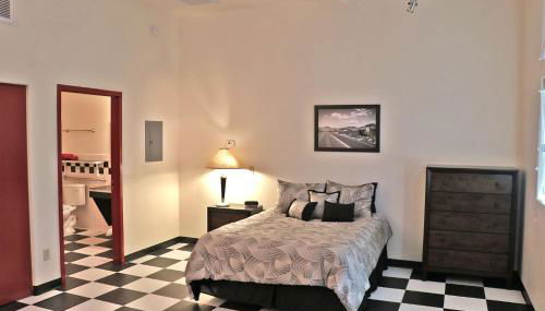 Brunswick Studio 102 - Photo 4