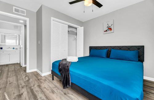 Modern 2BD 2BA Flat Gym and Pool Heart of Downtown - Foto 12