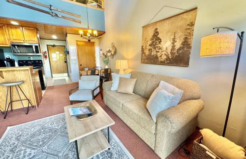 The Oak Cottage Ski in out Pool Hot Tub Views of Lutsen Mtn - Foto 24