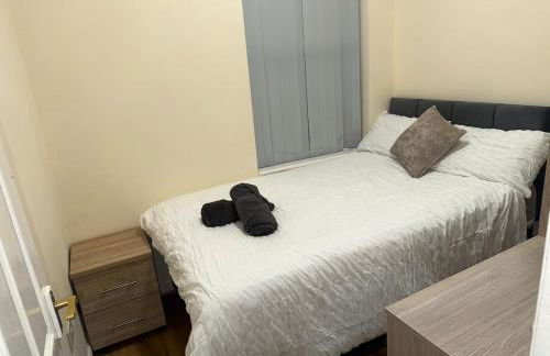 4-Bed Manchester Retreat Great for Groups - Foto 8