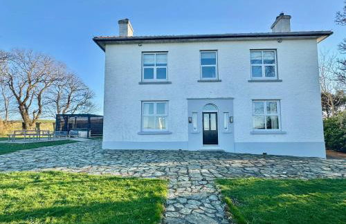 Luxurious Manor House with Sea Views - Sleeps 10 - Photo 43