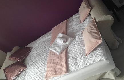 Chic 2 Bed Apartment with Free Parking- Recently Redecorated, 10 Minutes to City Centre - Foto 2