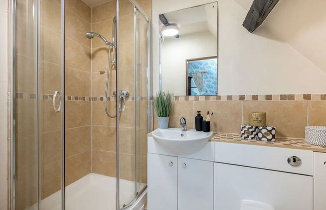 16th Century Thatched Cottage - Photo 7