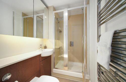 Modern 3 bedroom - Olympic Park - E20 Stratford - Foto 25