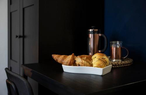 Stylish Central Nottingham Studio Sleeps 2 Ensuite - Foto 11