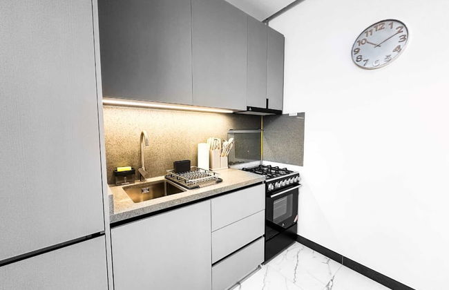 Easygo-upgraded 1bdr Mageye MBR - Photo 9