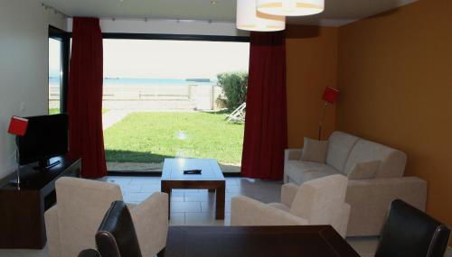 Gîtes "Plage" ou "Pieds dans l'Eau" en FRONT DE MER à Asnelles , 3km d'Arromanches, 10km de Bayeux - Foto 2