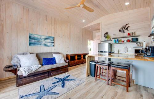 Beachfront Retreat with Dock in Lanark Village! - Foto 5