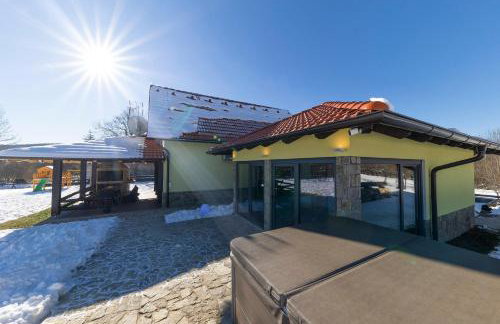 SPA HOLIDAY HOUSE REŽEK - Lovinac - Foto 52