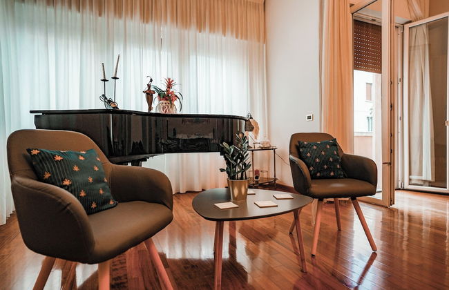 Angelica Home - Photo 29