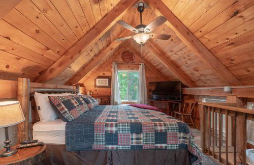 Hideaway Tiny Cabin, Hot Tub, View, Firepit - Foto 8